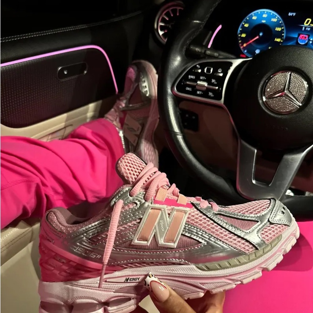 New Balance Pink Silver 1906R